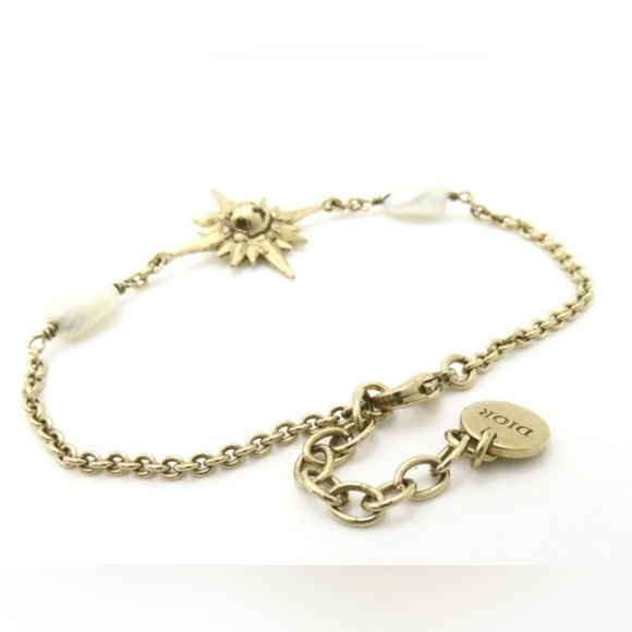 Dior REVE D'INFINI Star Bracelet Gold Plated artificial pearl White EUC w/dustie - Picture 3 of 8